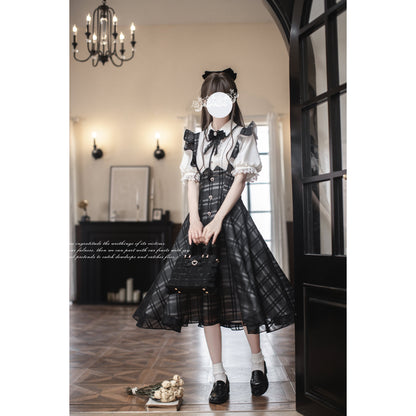 黒墨格子柄のジャンパースカートとブラウス - ロング丈