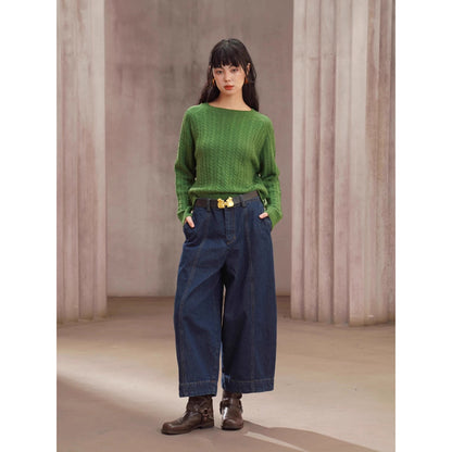 ケーブル編みのレトロセーター