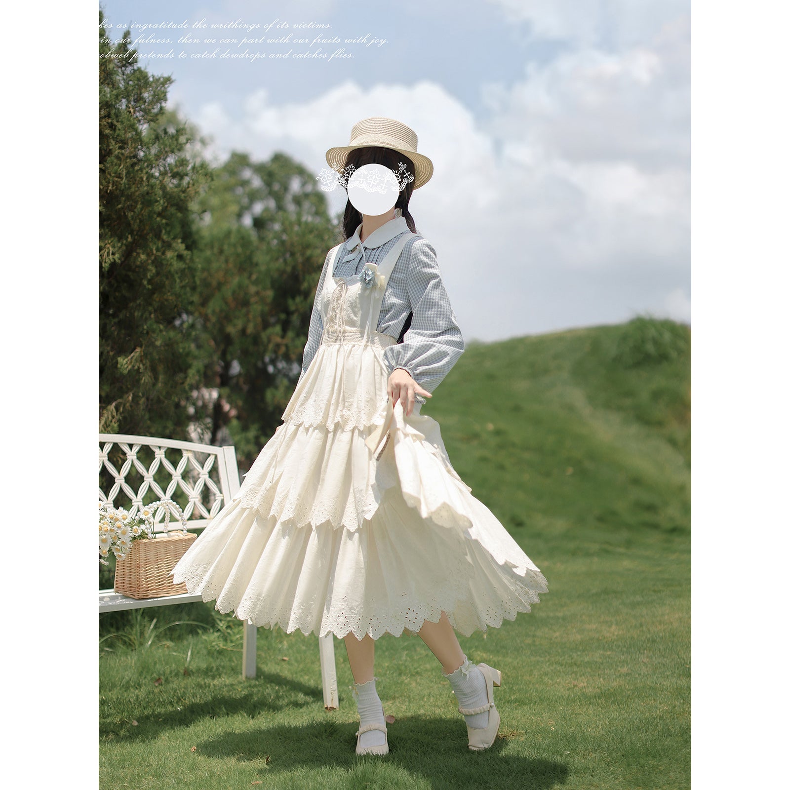 幻想曲を奏でる刺繍ジャンパースカートとブラウス