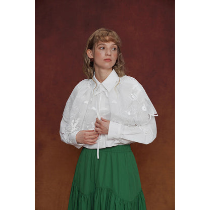 サボテンの花の刺繍チュールケープ