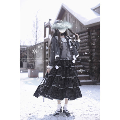 霧色のお嬢様トップスとティアードスカートとカーディガン