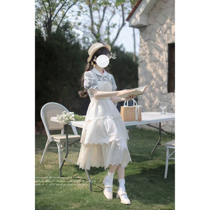 幻想曲を奏でる刺繍ジャンパースカートとブラウス