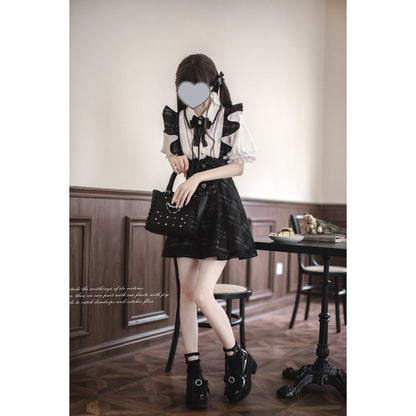 黒墨格子柄のジャンパースカートとブラウス - ショート丈