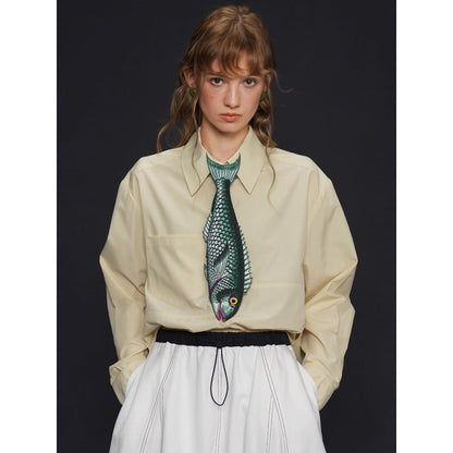 構築と余白のロングスリーブシャツ