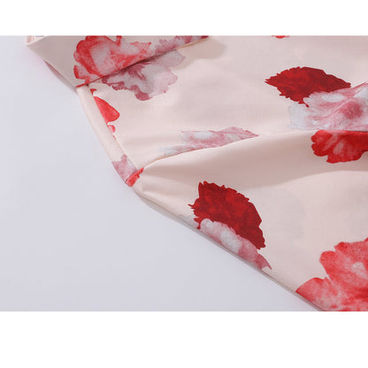 カーネーションの花柄ショートシャツ