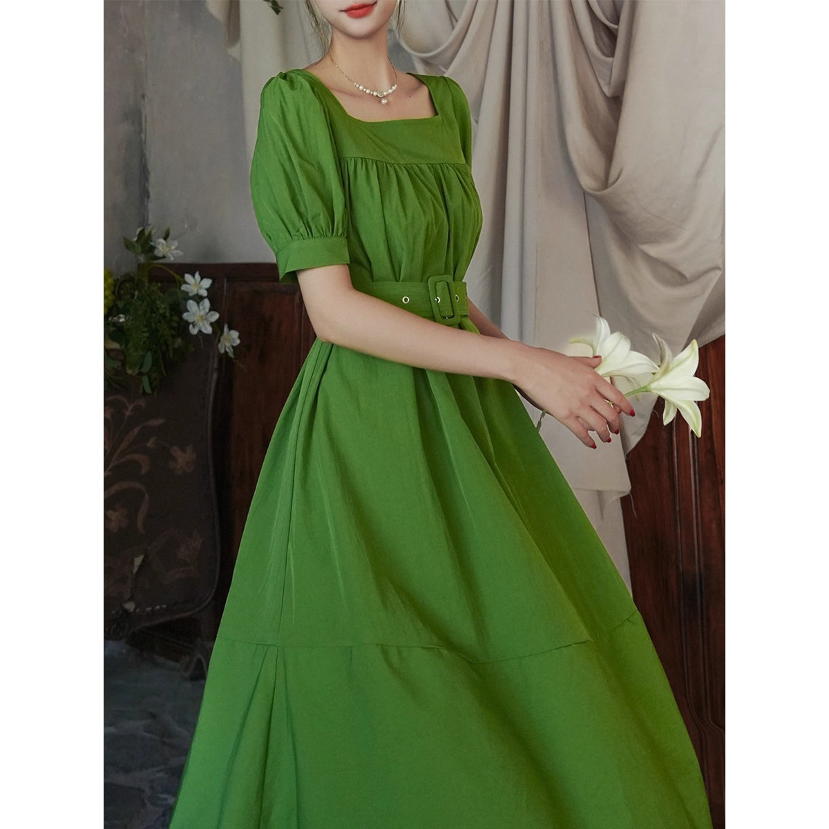 深碧のお嬢様のレトロワンピース