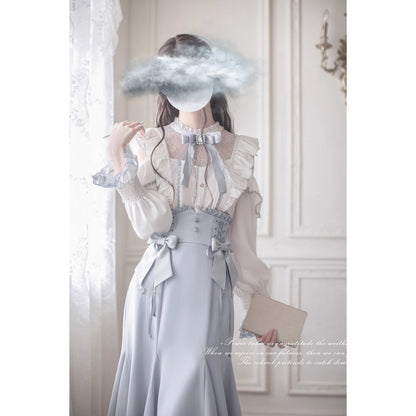 水色の令嬢のフリルトップスとコルセットスカート