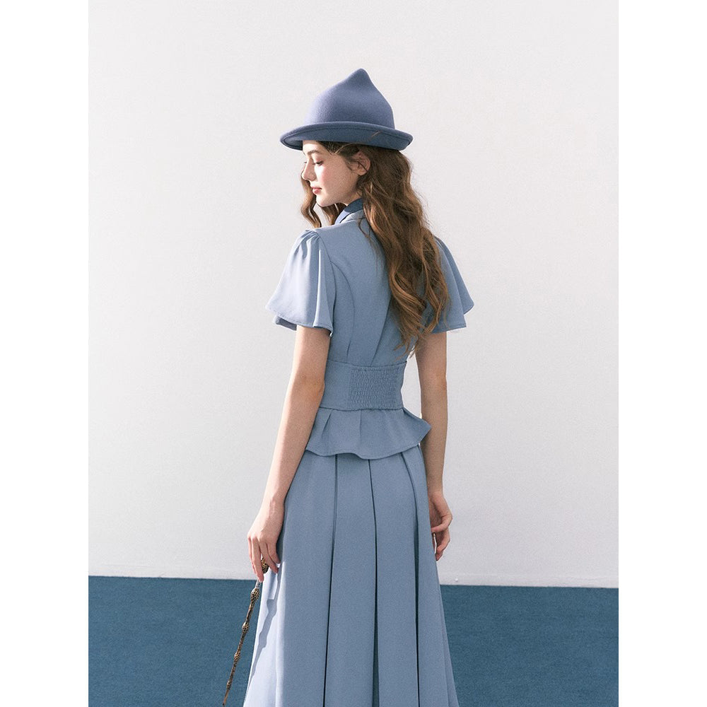 魔法学校の刺繍トップスとコルセットと刺繍プリーツスカート