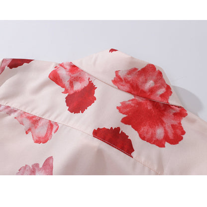 カーネーションの花柄ショートシャツ