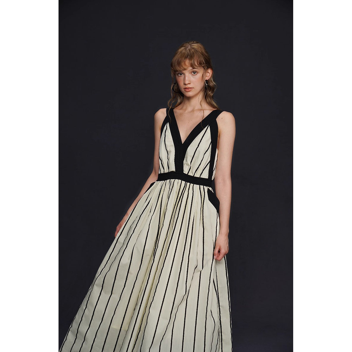 生成の縦縞ストライプワンピース