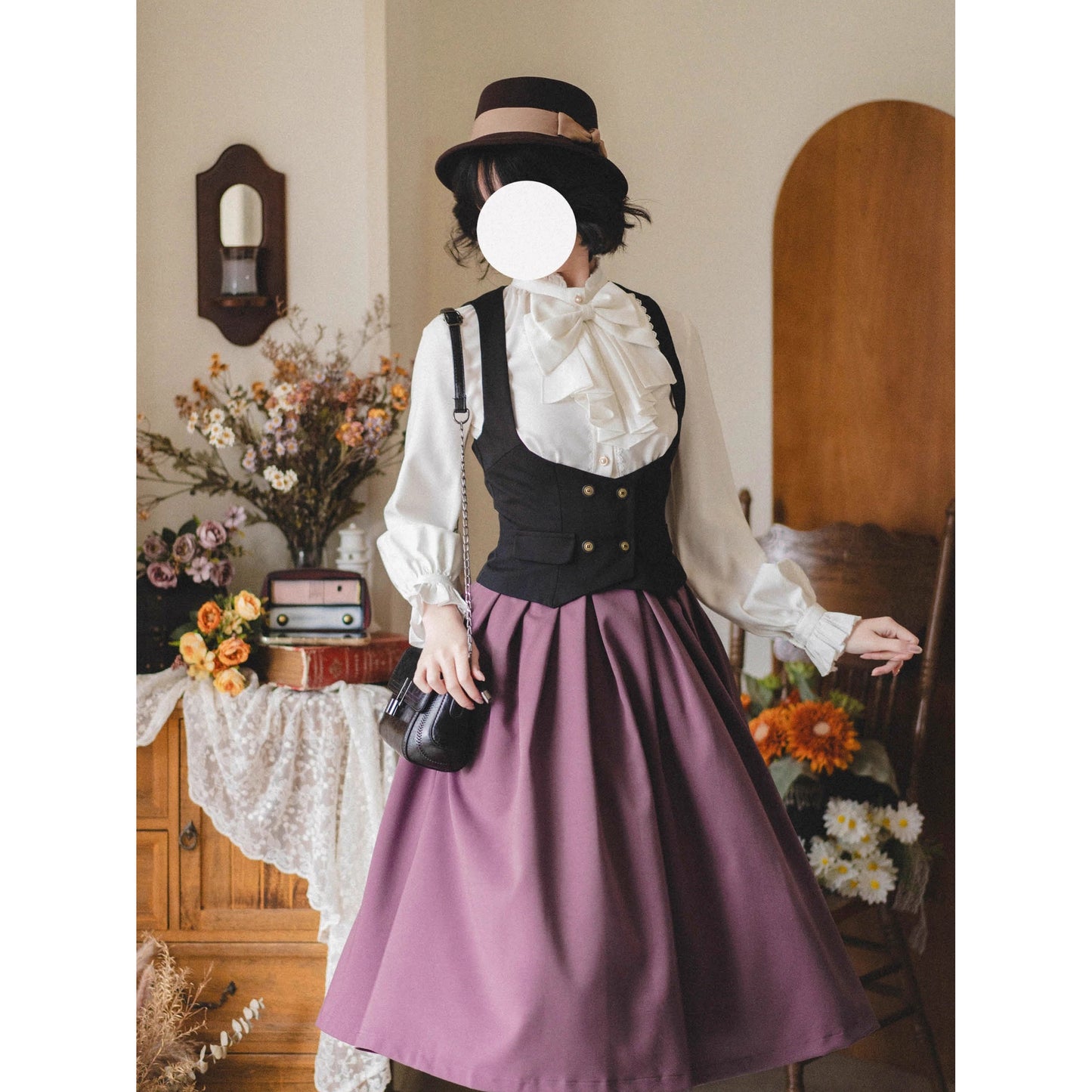 英国のお嬢様のクラシックブラウス