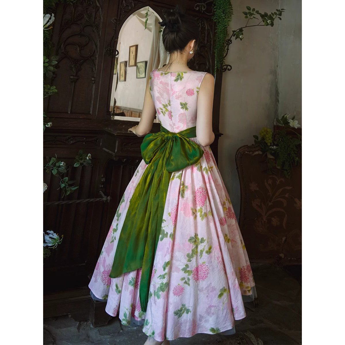 桃色の菊の花絵画ワンピース