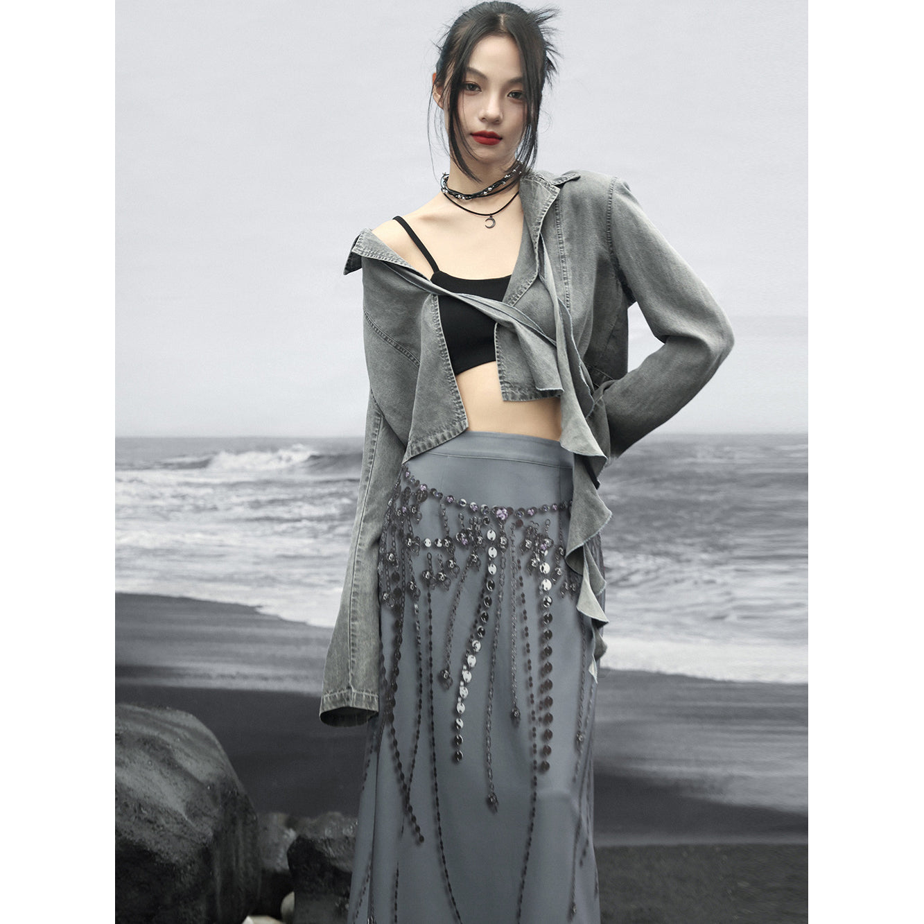 薄墨の龍の刺繍デニムジャケット