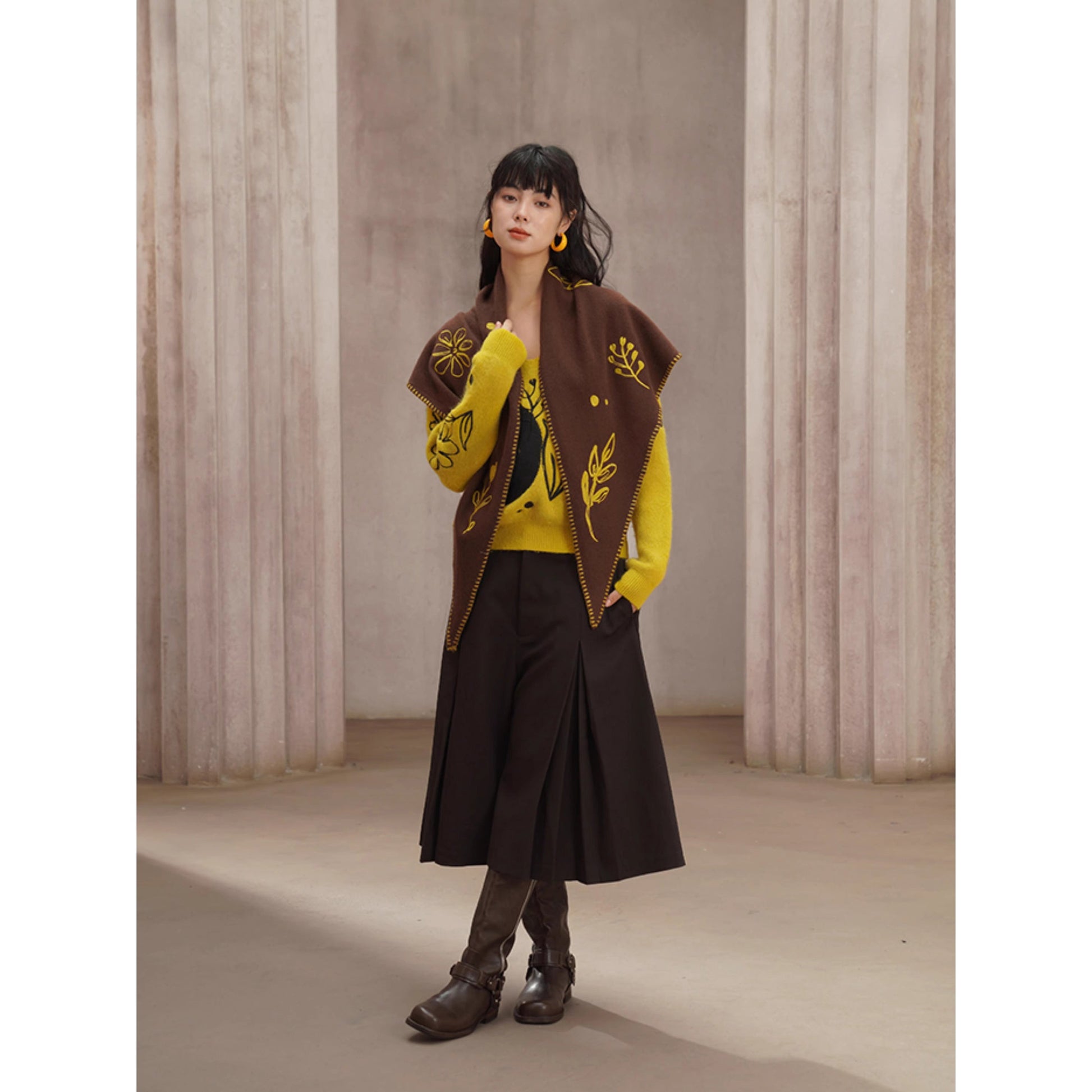 植物の刺繍ウールマフラー