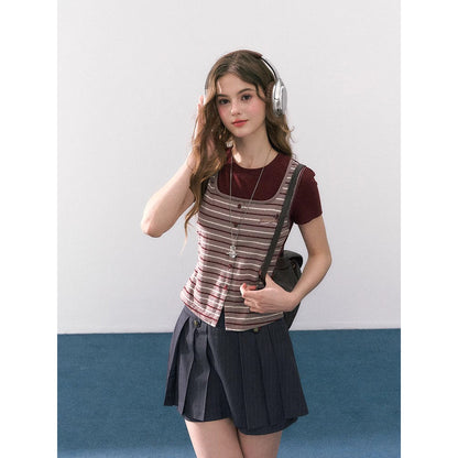 魔法学校のドッキングトップスとキュロットスカート