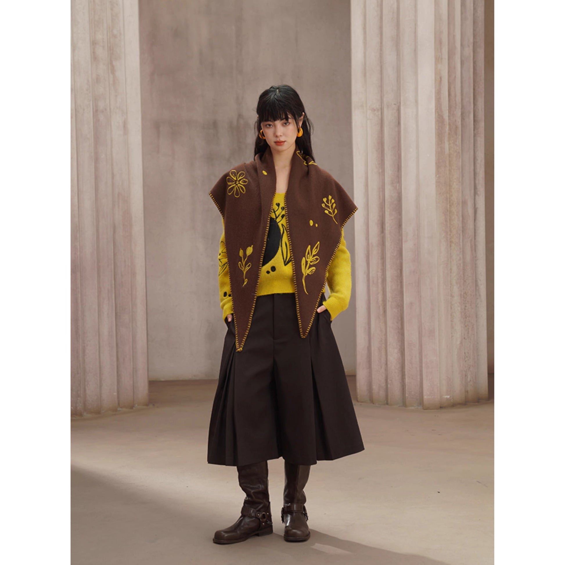 植物の刺繍ウールマフラー