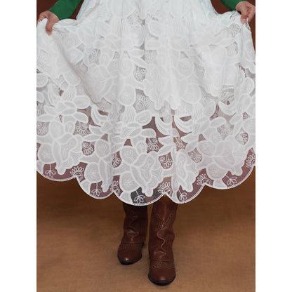 サボテンの花の刺繍レーススカート