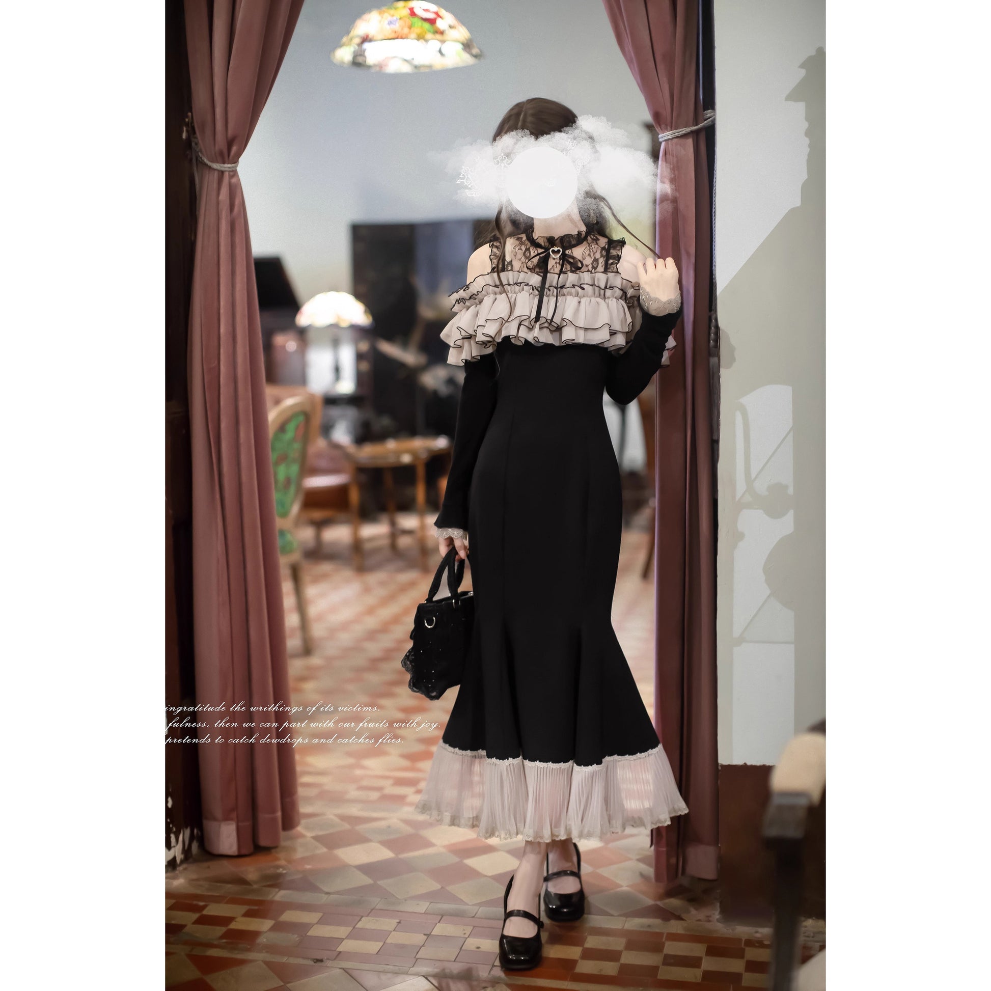 暗夜の舞踏会のフリルマーメイドワンピース