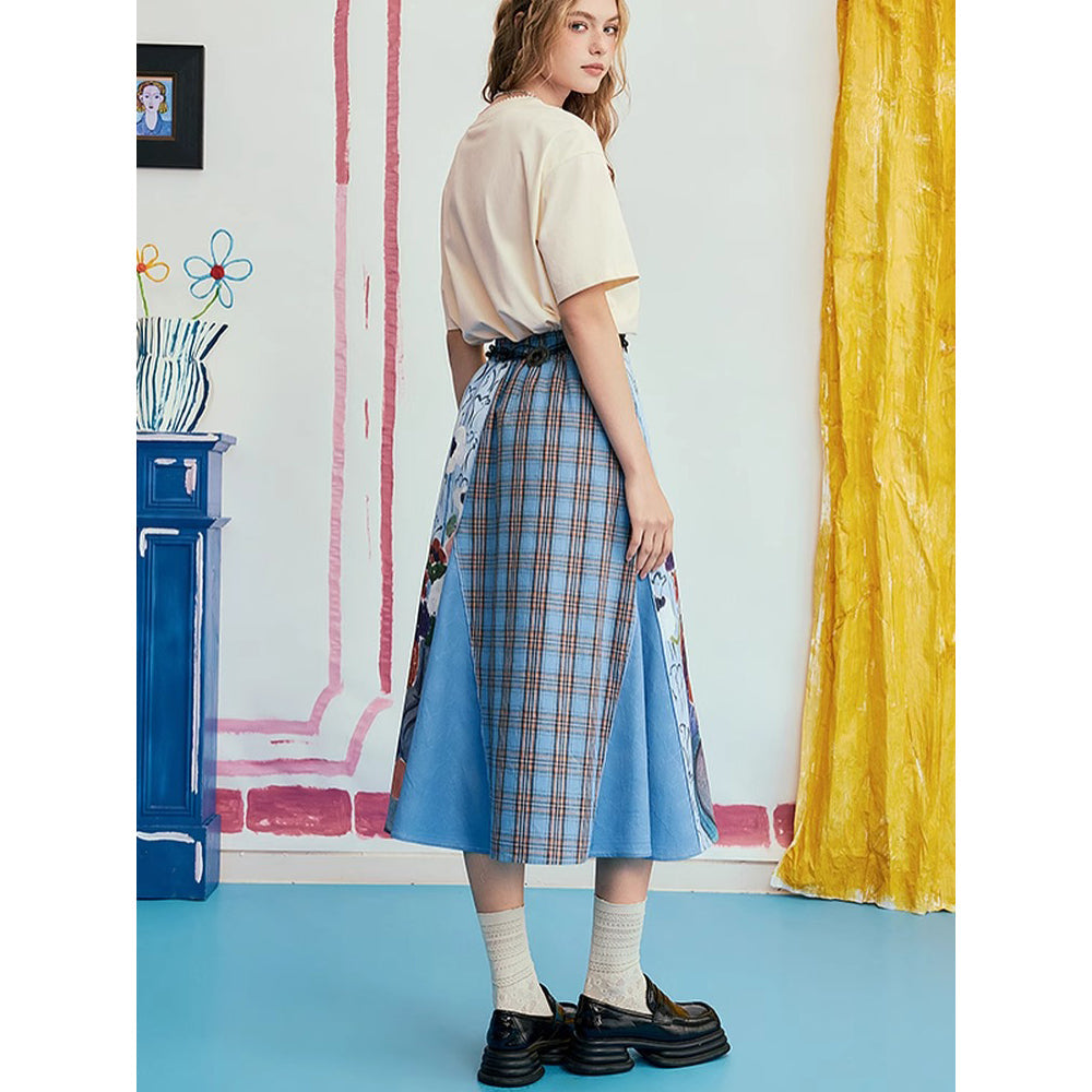 オダリスク、ブルーハーモニーの格子柄スカート