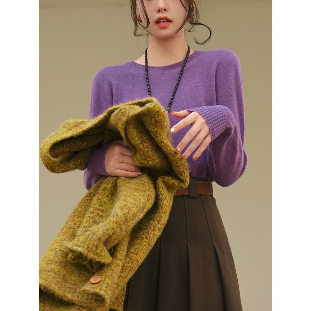 桔梗の花色ニットセーター