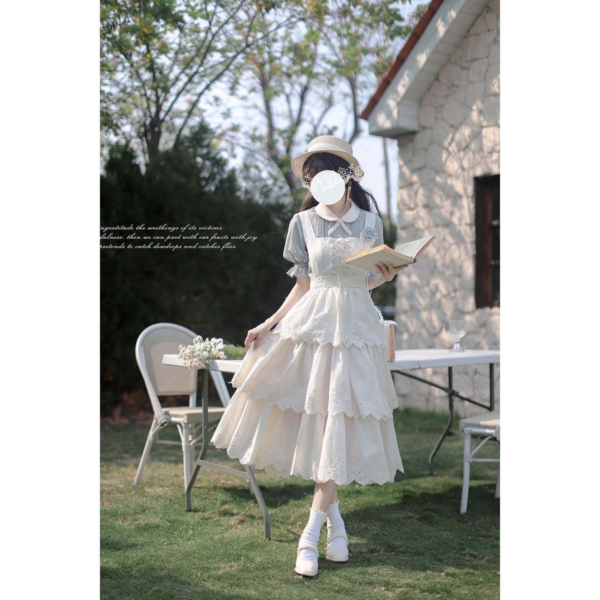 幻想曲を奏でる刺繍ジャンパースカートとブラウス