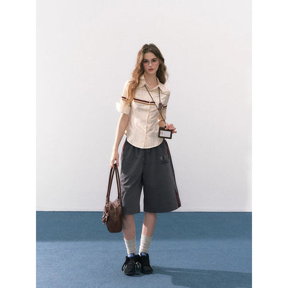 魔法学校の刺繍ストライプブラウス