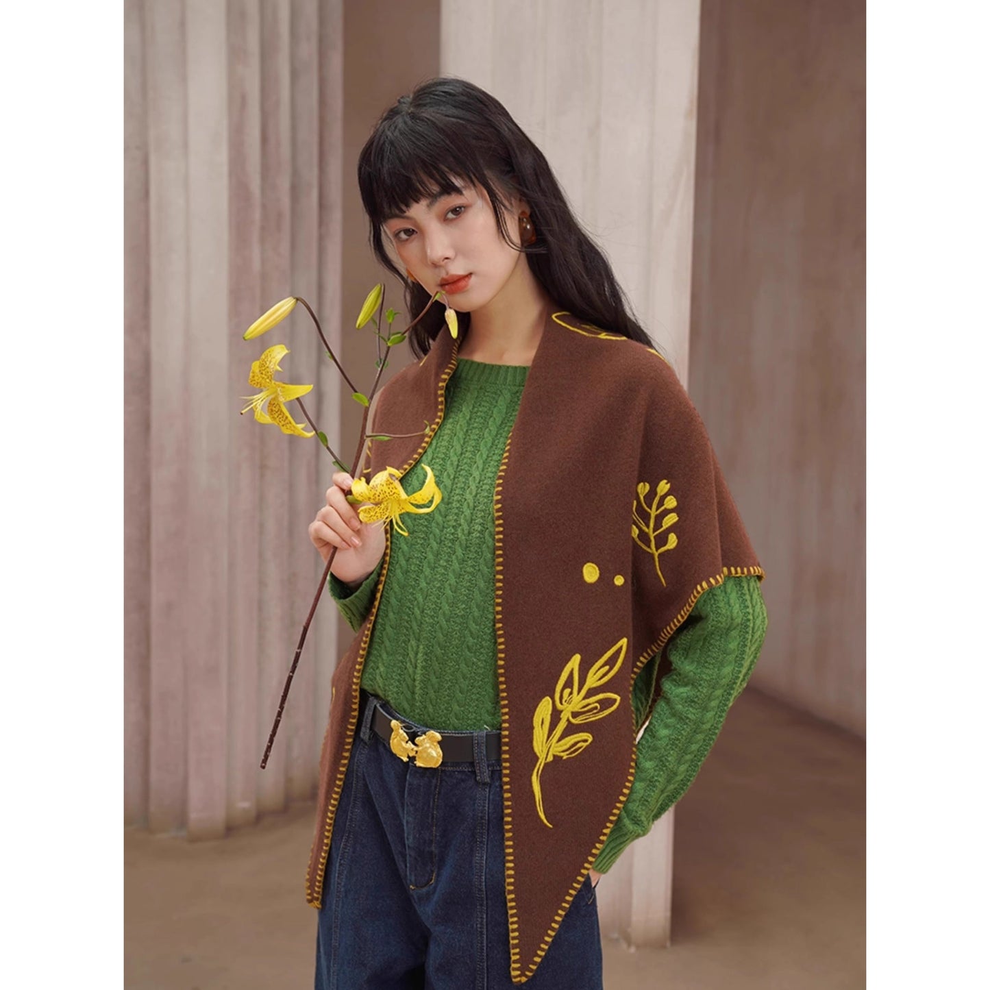 ケーブル編みのレトロセーター