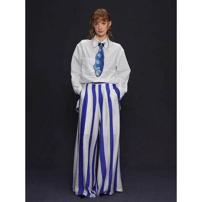 構築と余白のロングスリーブシャツ