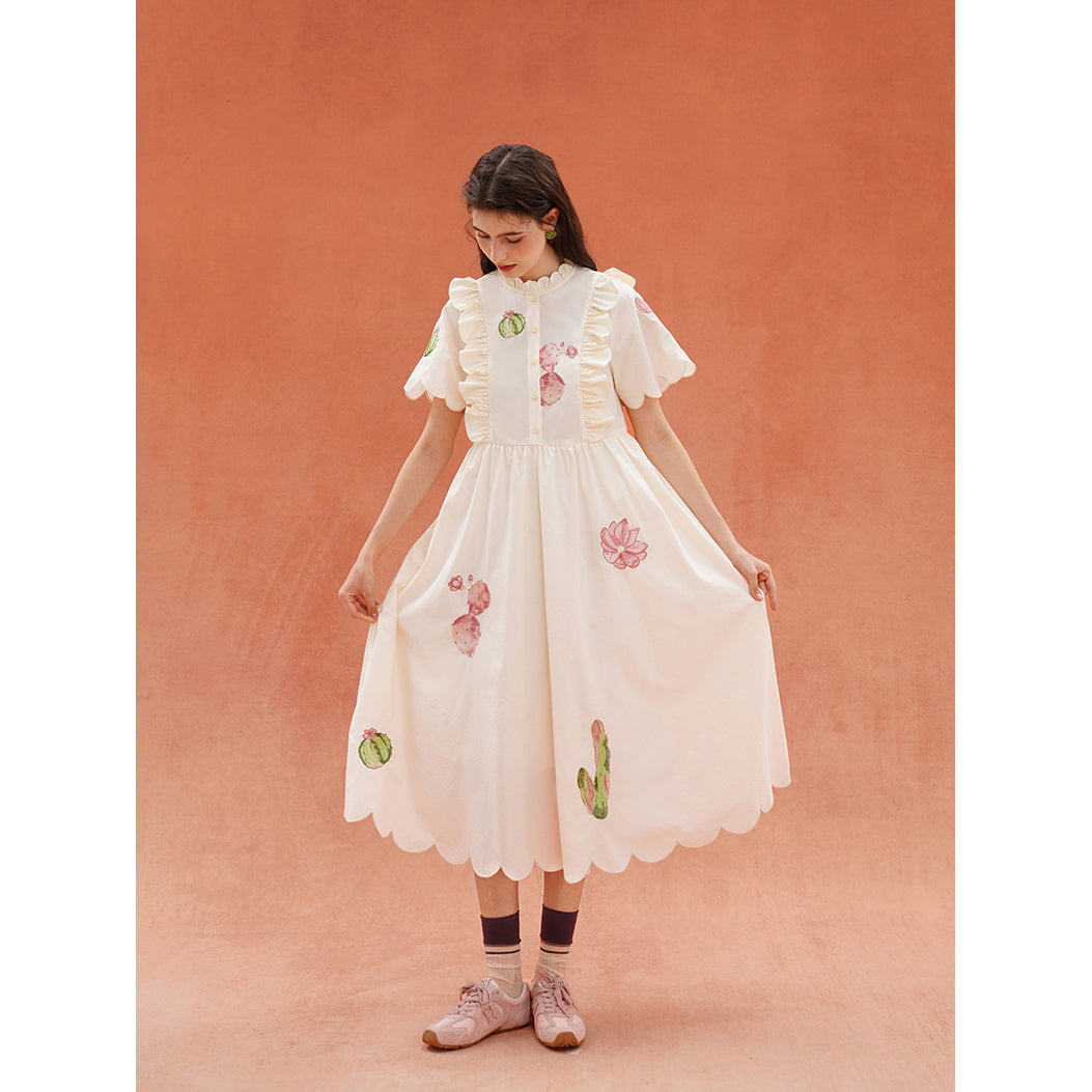 サボテンと花の刺繍レトロワンピース