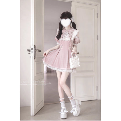 桃色の天使の刺繍フリルワンピース