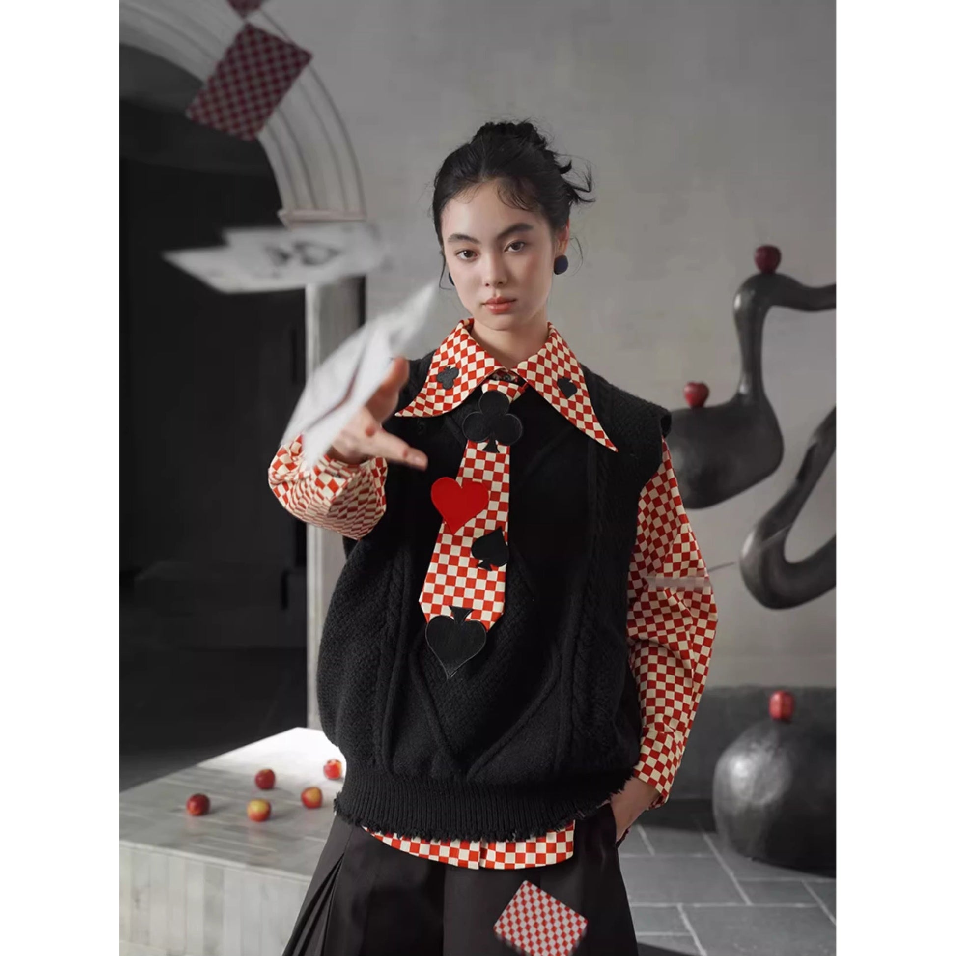 幾何学模様のニットベスト