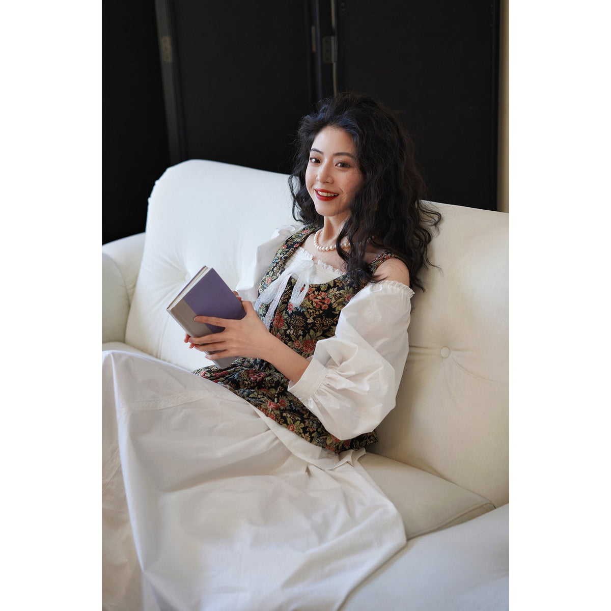 純白の貴婦人ロングフレアスカート