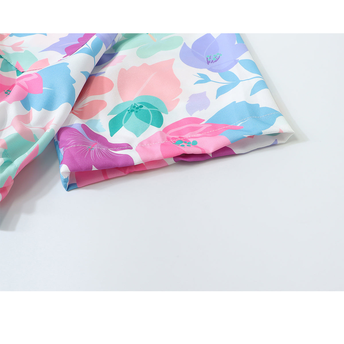 ドリーミーな花柄ショートシャツ