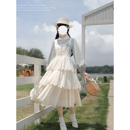 幻想曲を奏でる刺繍ジャンパースカートとブラウス