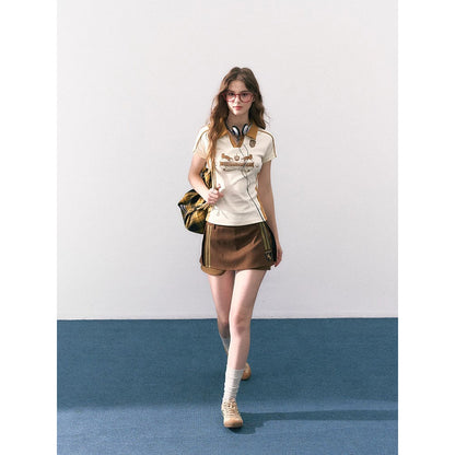 魔法学校のポロシャツとキュロットスカート