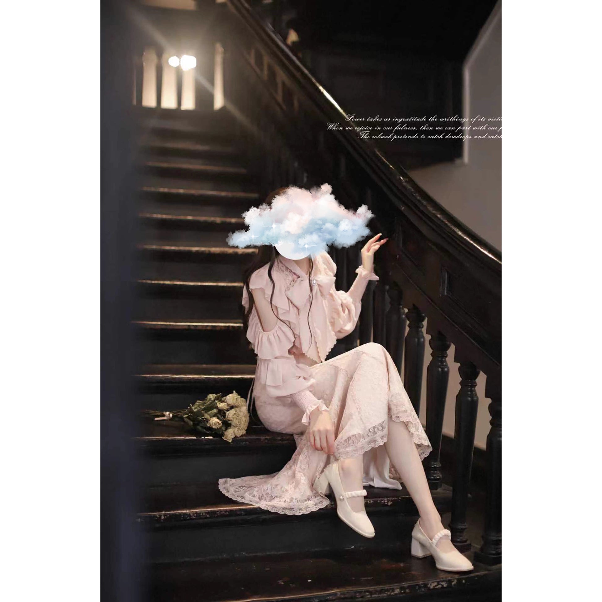 薄桜の令嬢のリボンブラウスとマーメイドスカート