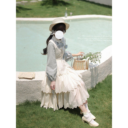 幻想曲を奏でる刺繍ジャンパースカートとブラウス