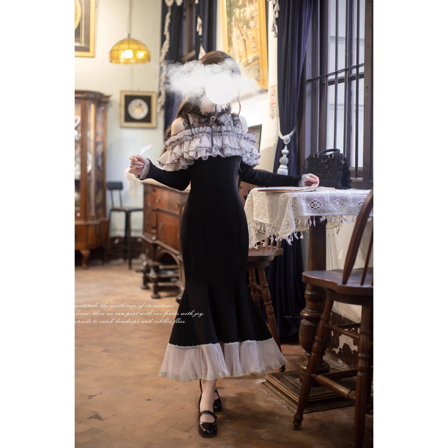 暗夜の舞踏会のフリルマーメイドワンピース