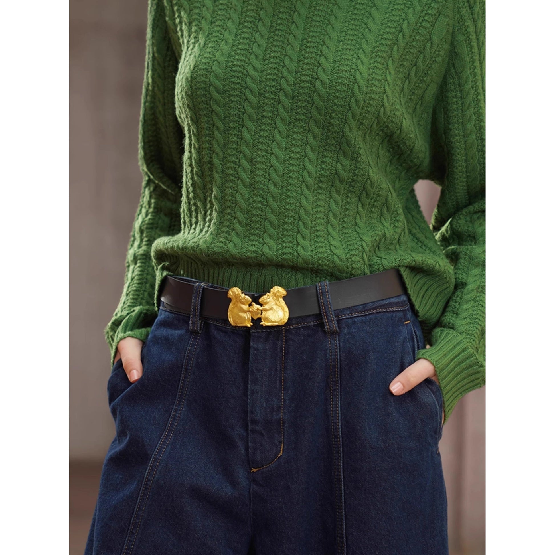 ケーブル編みのレトロセーター