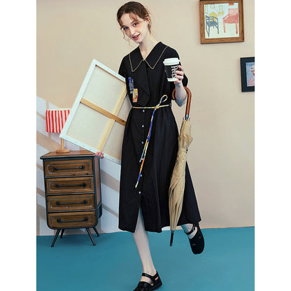 オーヴェルの教会の刺繍ワンピース