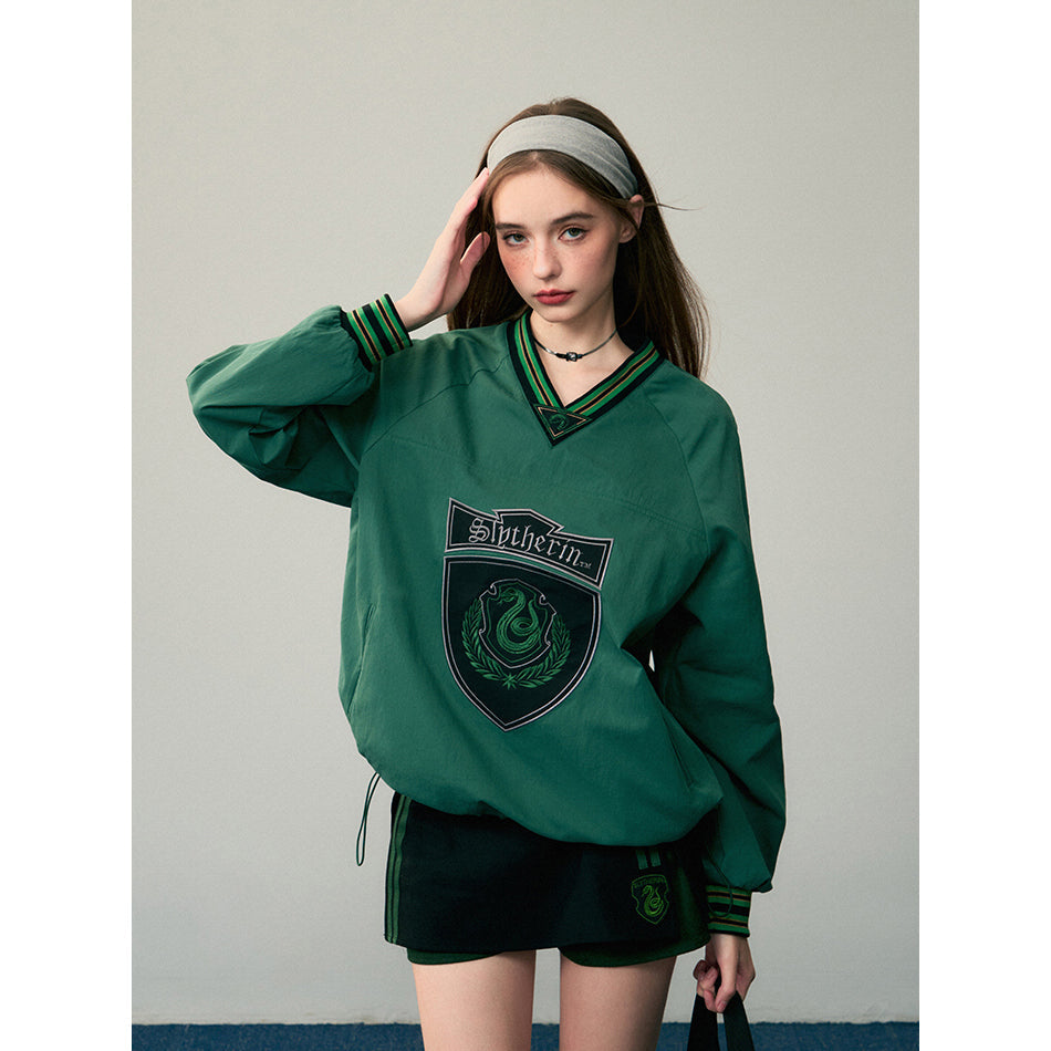 魔法学校の刺繍スウェット