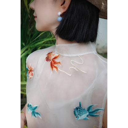 金魚の刺繍シルクトップス