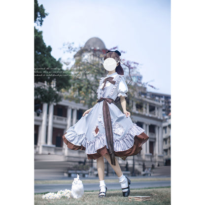 幻想のお嬢様のジャンパースカートとブラウス