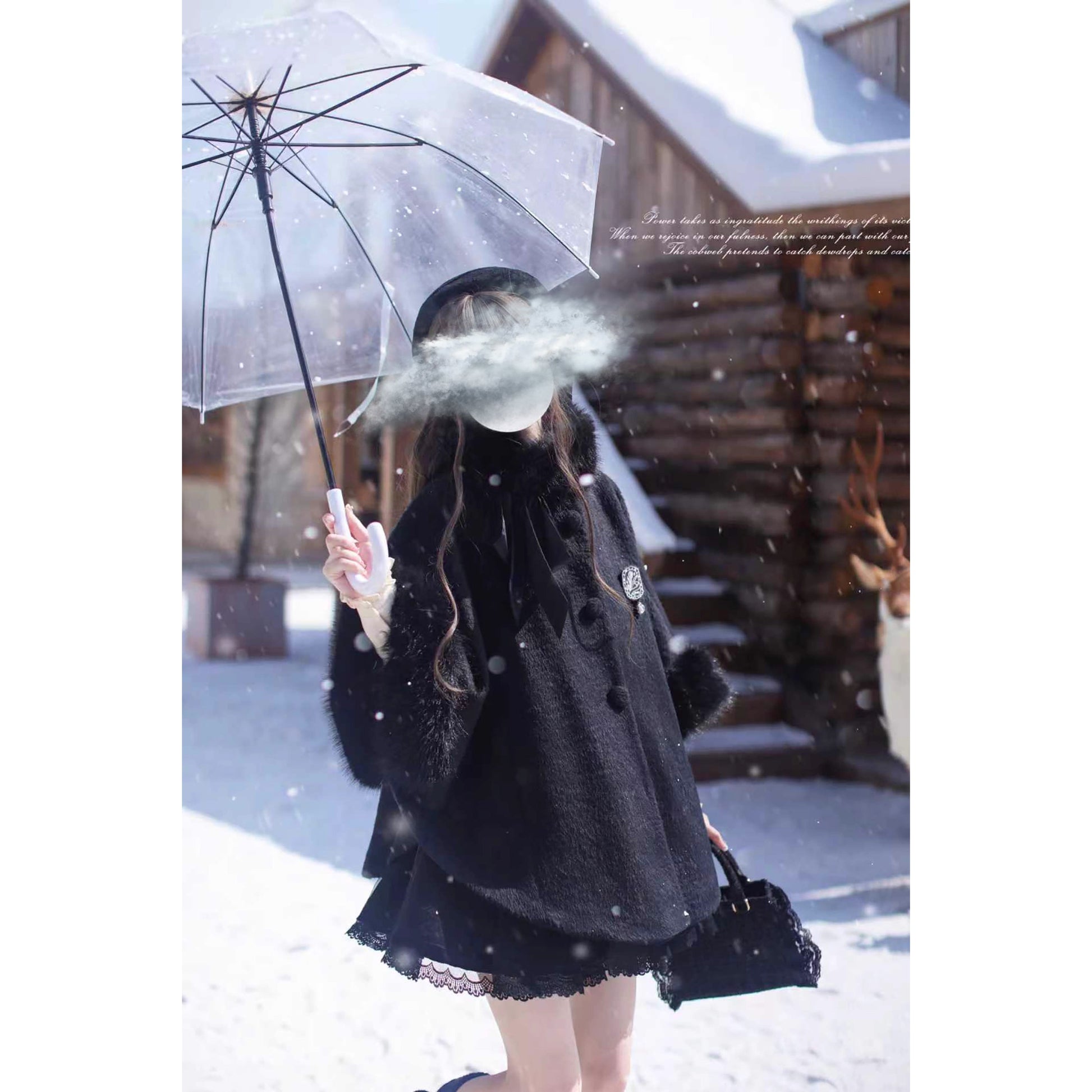 漆黒のお嬢様のウールケープコート