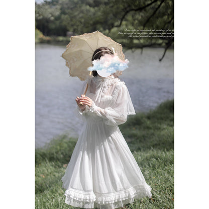 純白のお嬢様のチュールケープワンピース