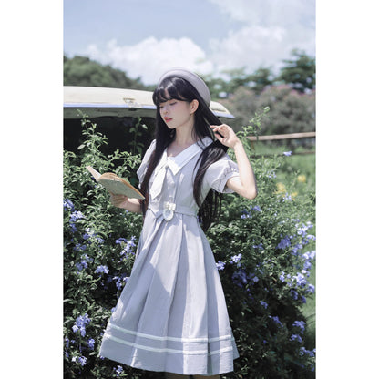 灰青のお嬢様の縦縞クラシカルワンピース