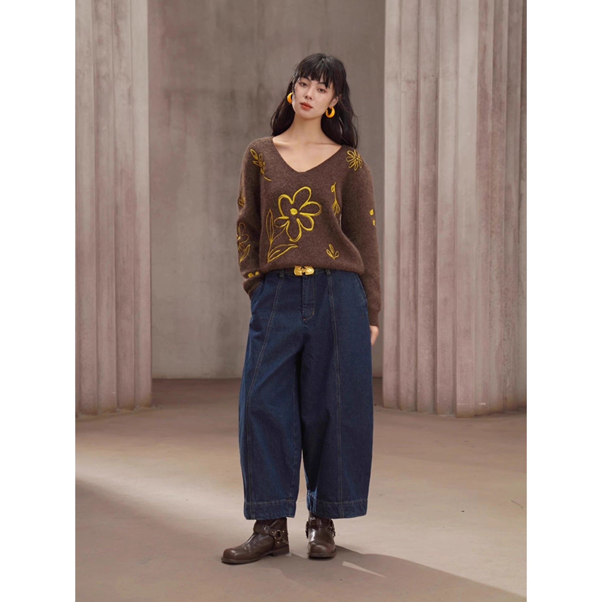 植物の刺繍ニットセーター