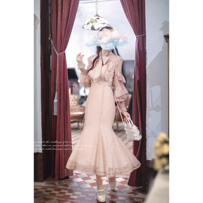 薄桜の令嬢のリボンブラウスとマーメイドスカート
