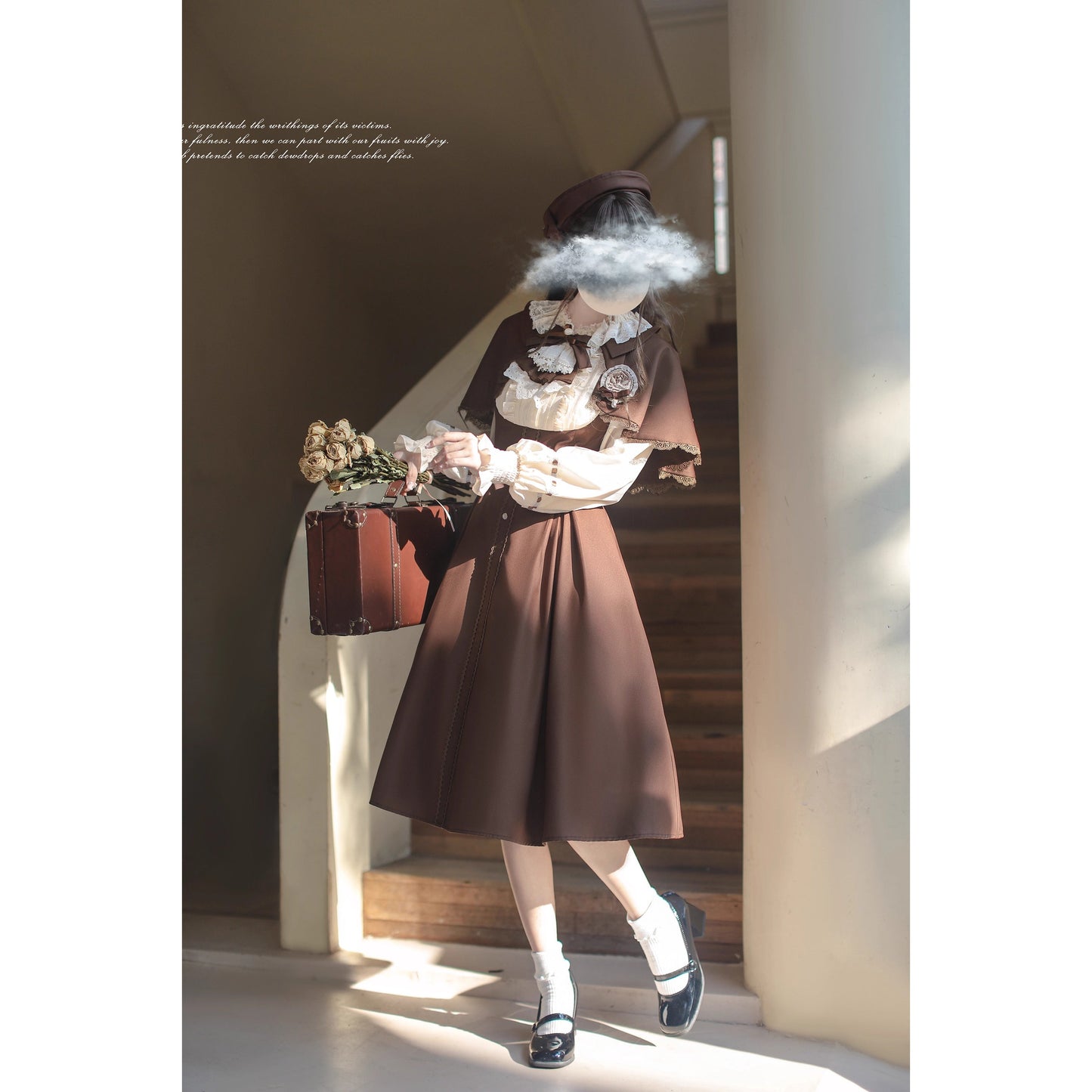 英国令嬢のクラシカルドッキングワンピースとケープ - Brown