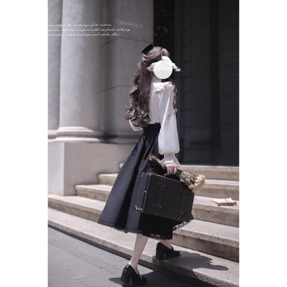 旋律を奏でる令嬢のクラシカルワンピース